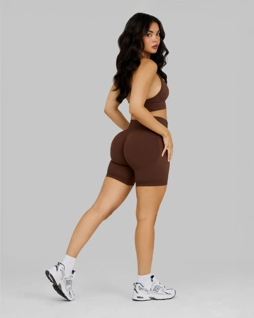 Elevate Shorts a Costine Modellanti