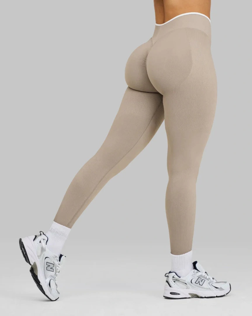 Leggings Outline Vita a V Sagomata